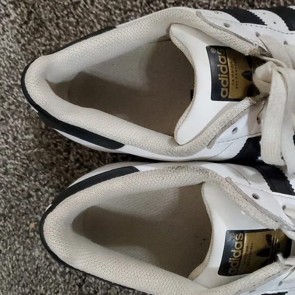 adidas Shoes - Picture 5 of 7